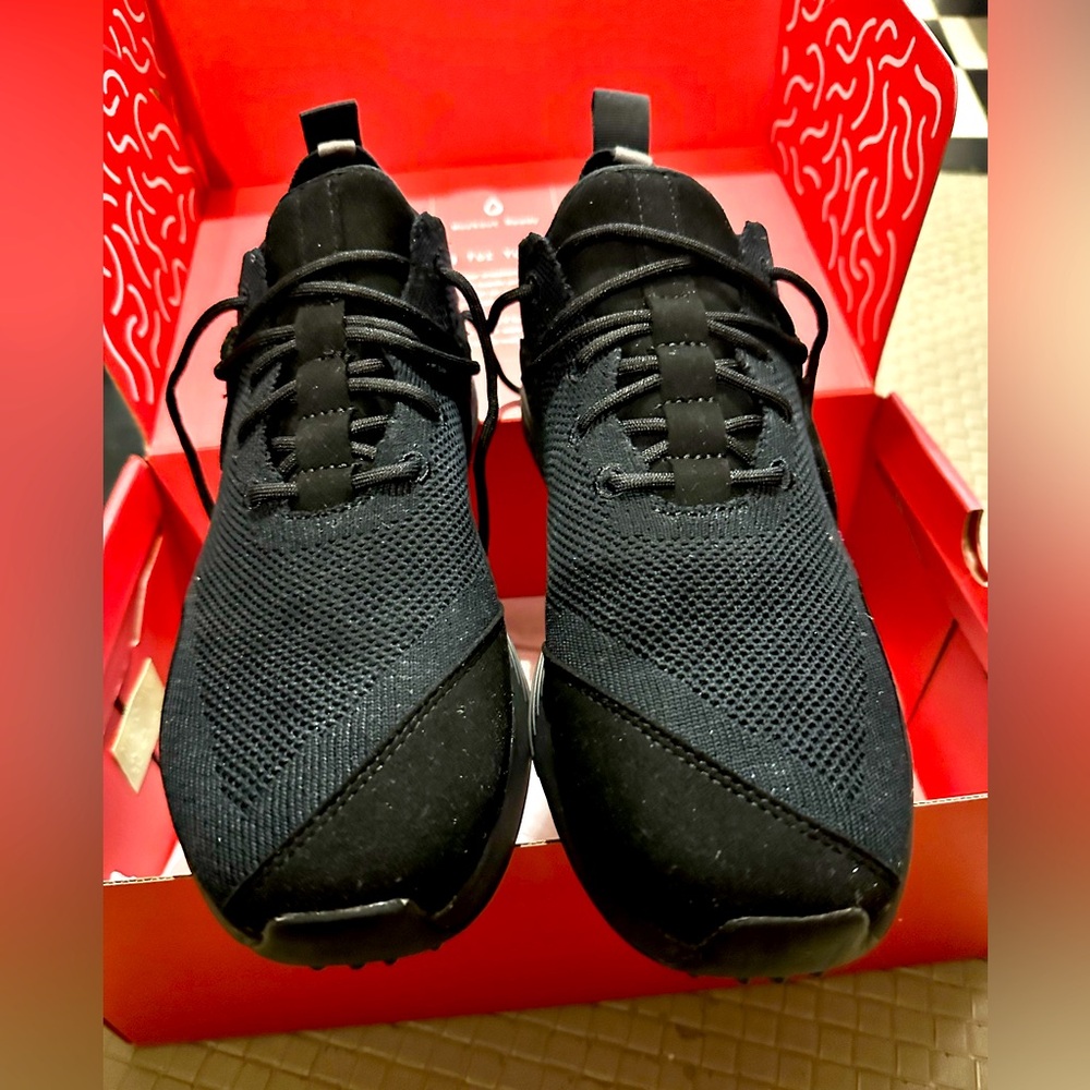 Lane Eight All Black trainer sneakers men’s 8.5 women’s 10 NIB